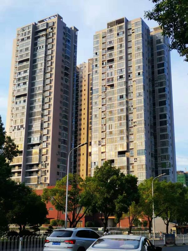 吉首市?尊龙官方网站春天建设项目,建筑面积10.8万平方米